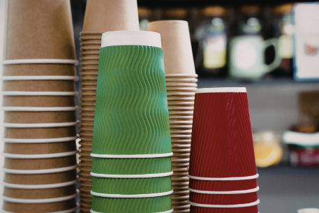 シングルウォールまたはダブルウォールのコーヒーカップ?メーカーのガイド